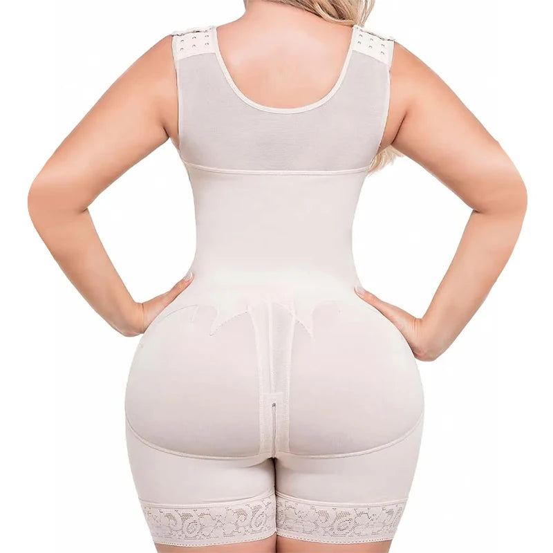 Cinta  Modeladora com fechamento frontal